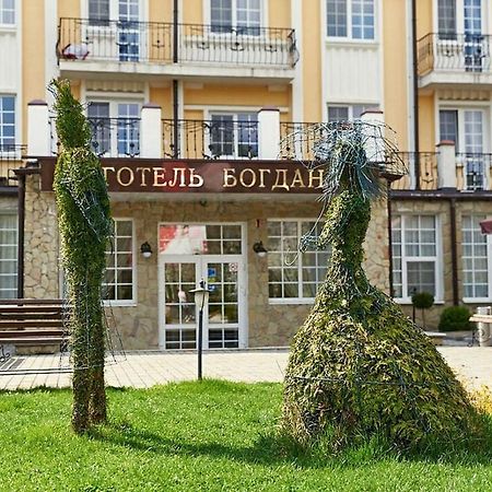 Hotel Bogdan Morsin Kültér fotó
