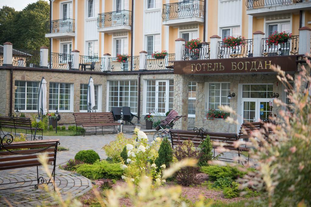 Hotel Bogdan Morsin Kültér fotó